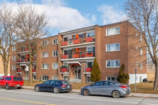 1775 Albert-Murphy Av in Laval, QC - Building Photo