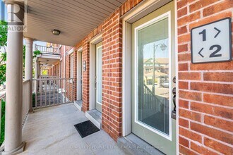 5605 Oscar Peterson Blvd in Mississauga, ON - Building Photo - Building Photo