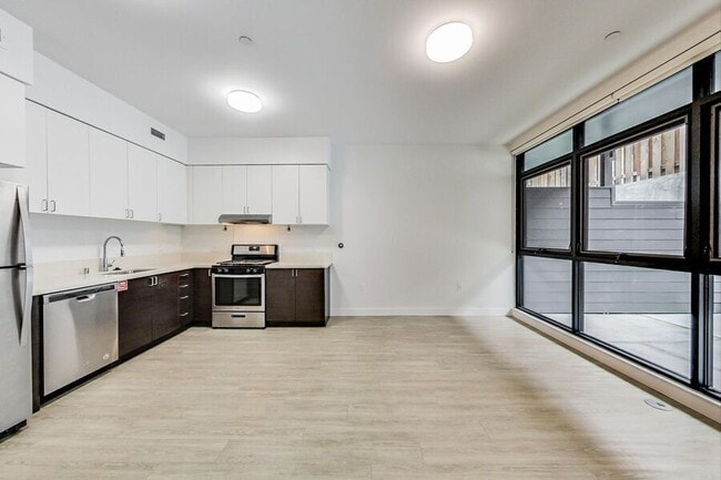 4435 Piedmont Ave in Oakland, CA - Building Photo - Building Photo