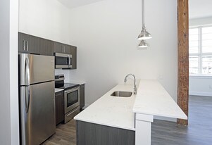 Textile Lofts in Newark, NJ - Building Photo