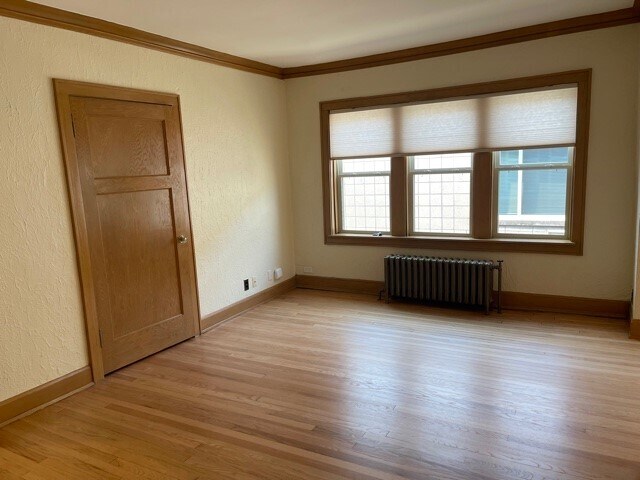 The Danbury in Shorewood, WI - Building Photo - Building Photo