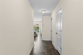 520 Black Pearl Cir in Jacksonville, NC - Building Photo - Building Photo