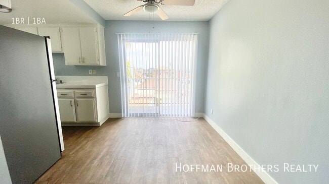 property at 662 W 12th St