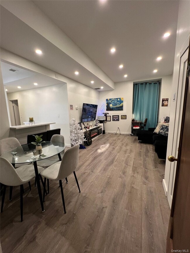 property at 1250 North Ave