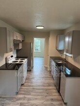 170 S Barbara Ln in Austell, GA - Building Photo - Building Photo