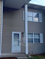 4254 Bond St in Holt, MI - Building Photo