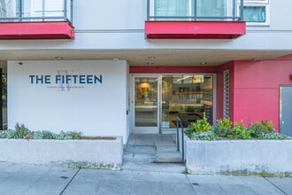 The Fifteen - Modern Living Meets Capitol in Seattle, WA - Foto de edificio - Building Photo