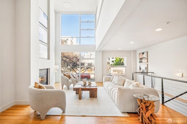 property at 142 Russ St