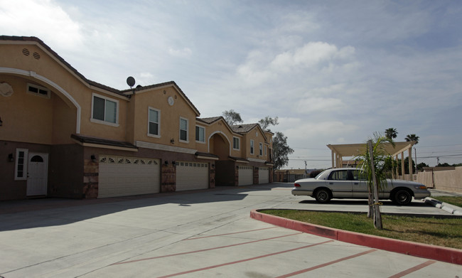 16870 Reed St in Fontana, CA - Building Photo - Building Photo