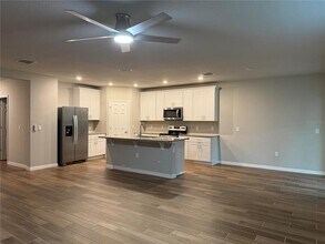 17253 Cagan Crossings Blvd in Clermont, FL - Building Photo - Building Photo
