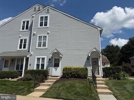 1705A Heatherstone Ct, Unit A in Mount Laurel, NJ - Building Photo