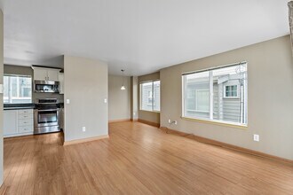 8619 Delridge Way SW in Seattle, WA - Building Photo - Building Photo
