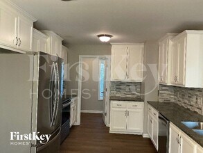 1213 Gentry Dr in Clarksville, TN - Building Photo - Building Photo