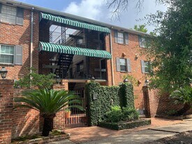 2855 St Charles Ave in New Orleans, LA - Building Photo