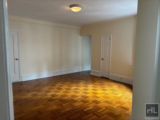 West 55th Street in New York, NY - Building Photo - Building Photo