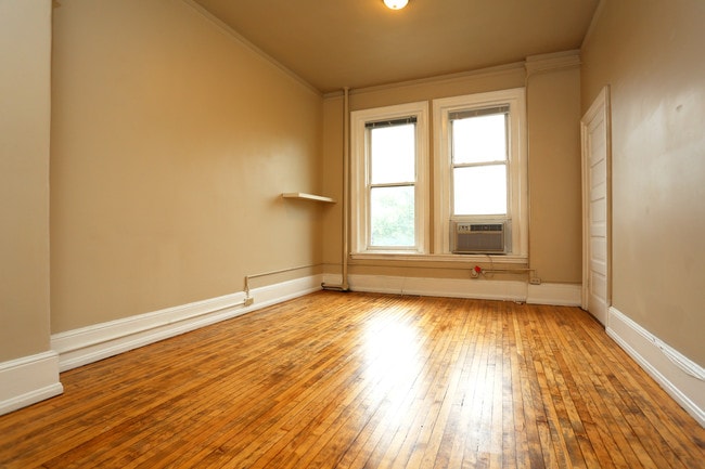 Chesterfield Apartments