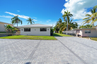 303 De Carie St in Delray Beach, FL - Building Photo - Building Photo