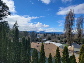 703 Sheridan Rd, Unit B in Bremerton, WA - Building Photo