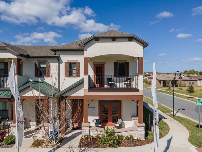 property at 930 Umbria Ln