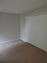 31993 W 12 Mile Rd in Farmington Hills, MI - Building Photo - Building Photo