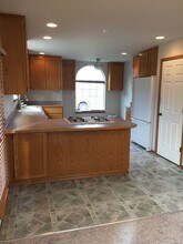 344 SW Stroops Dr in Oak Harbor, WA - Building Photo - Building Photo