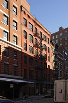 186 Franklin St in New York, NY - Building Photo