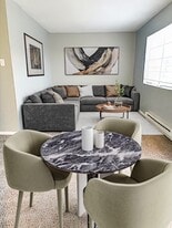 Parkland Pointe in El Paso, TX - Building Photo