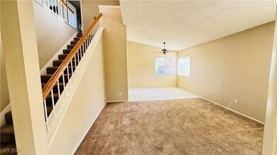2525 Wolverton Ave in Henderson, NV - Building Photo - Building Photo
