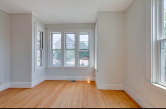 12 Fiske St in Waltham, MA - Building Photo - Building Photo