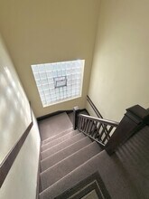 5904 W Berteau Ave in Chicago, IL - Foto de edificio - Building Photo