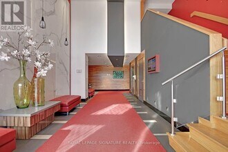 205 Manning Ave in Toronto, ON - Building Photo - Building Photo