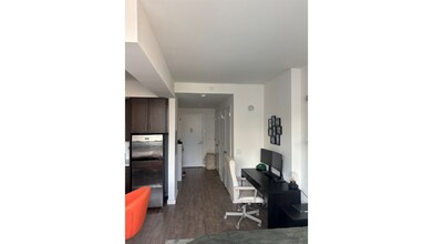 425 W 18th St in New York, NY - Building Photo - Building Photo