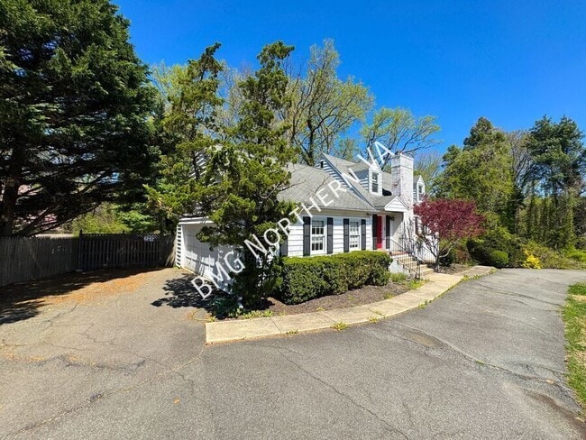 6600 Braddock Rd in Alexandria, VA - Building Photo - Building Photo