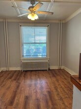203 5th Ave, Unit 203 5th ave front apt in Watervliet, NY - Foto de edificio - Building Photo