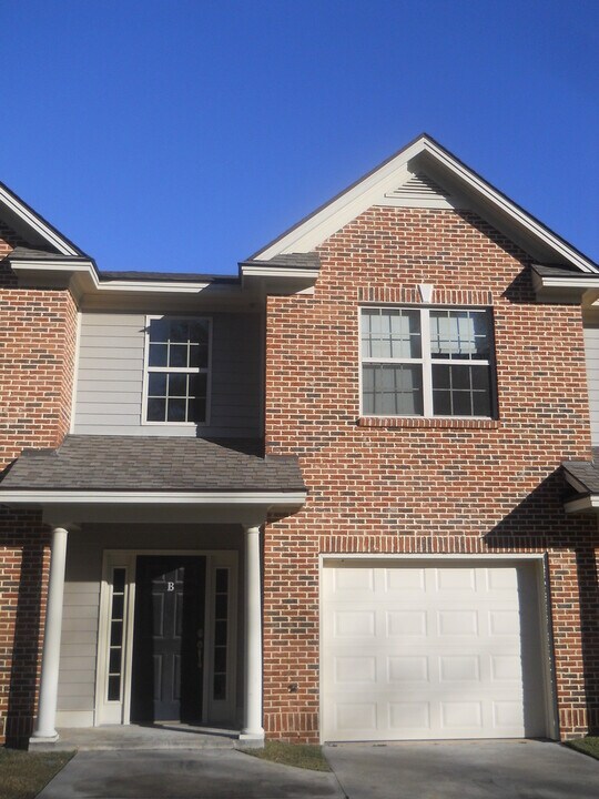 3406 Barack Obama Blvd in Valdosta, GA - Building Photo