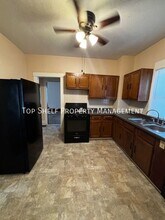 1555 E Court Ave in Des Moines, IA - Building Photo - Building Photo