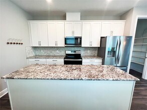 7037 Carrickbend Ln in Orlando, FL - Building Photo - Building Photo