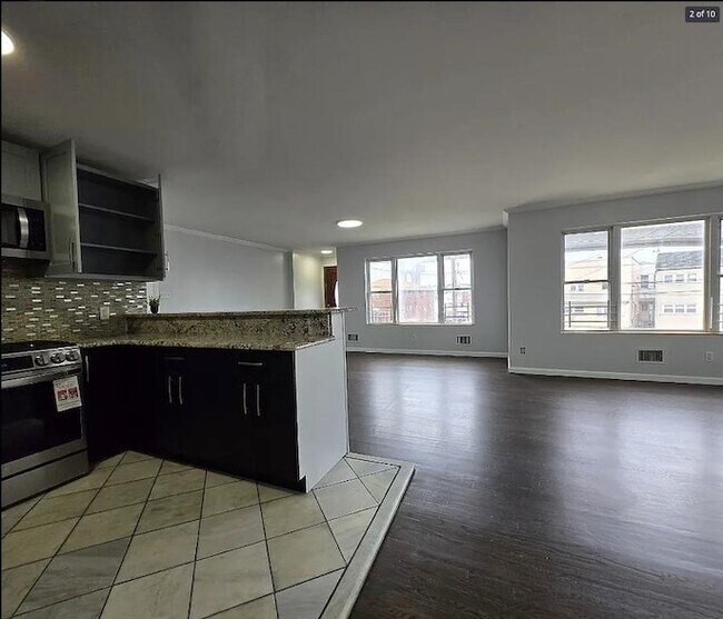 70-72-72 John F. Kennedy Blvd in Bayonne, NJ - Building Photo - Building Photo