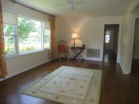 1010 Evans Rd in Aiken, SC - Building Photo