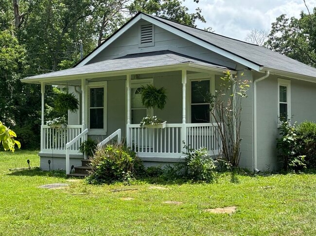 2606 Corral Rd in Signal Mountain, TN - Building Photo - Building Photo