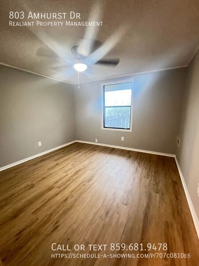 803 Amhurst Dr in Erlanger, KY - Building Photo - Building Photo