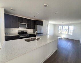 6550 Linden Trl in Bull Valley, IL - Building Photo - Building Photo