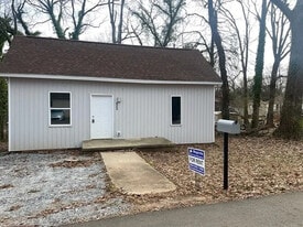 423 Gray St in Anderson, SC - Building Photo