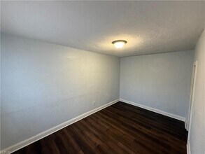 1510 Wilson Rd, Unit 1 in Norfolk, VA - Foto de edificio - Building Photo