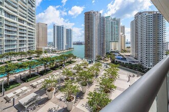 495 Brickell Ave, Unit 1704 in Miami, FL - Building Photo - Building Photo