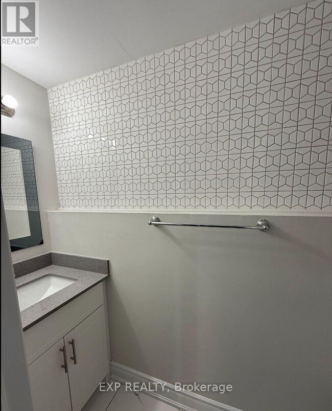 59 Cambridge Ave in Orangeville, ON - Building Photo - Building Photo