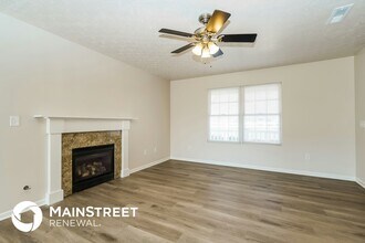 3811 Bay Village St, Unit 1325 in Columbus, OH - Foto de edificio - Building Photo