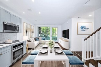The Glover House in Washington, DC - Foto de edificio - Interior Photo