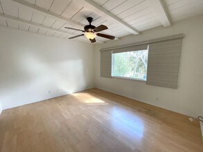 3001 Palos Verdes Dr N in Palos Verdes Estates, CA - Foto de edificio - Building Photo