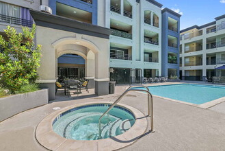 Wilshire Promenade in Fullerton, CA - Building Photo - Building Photo